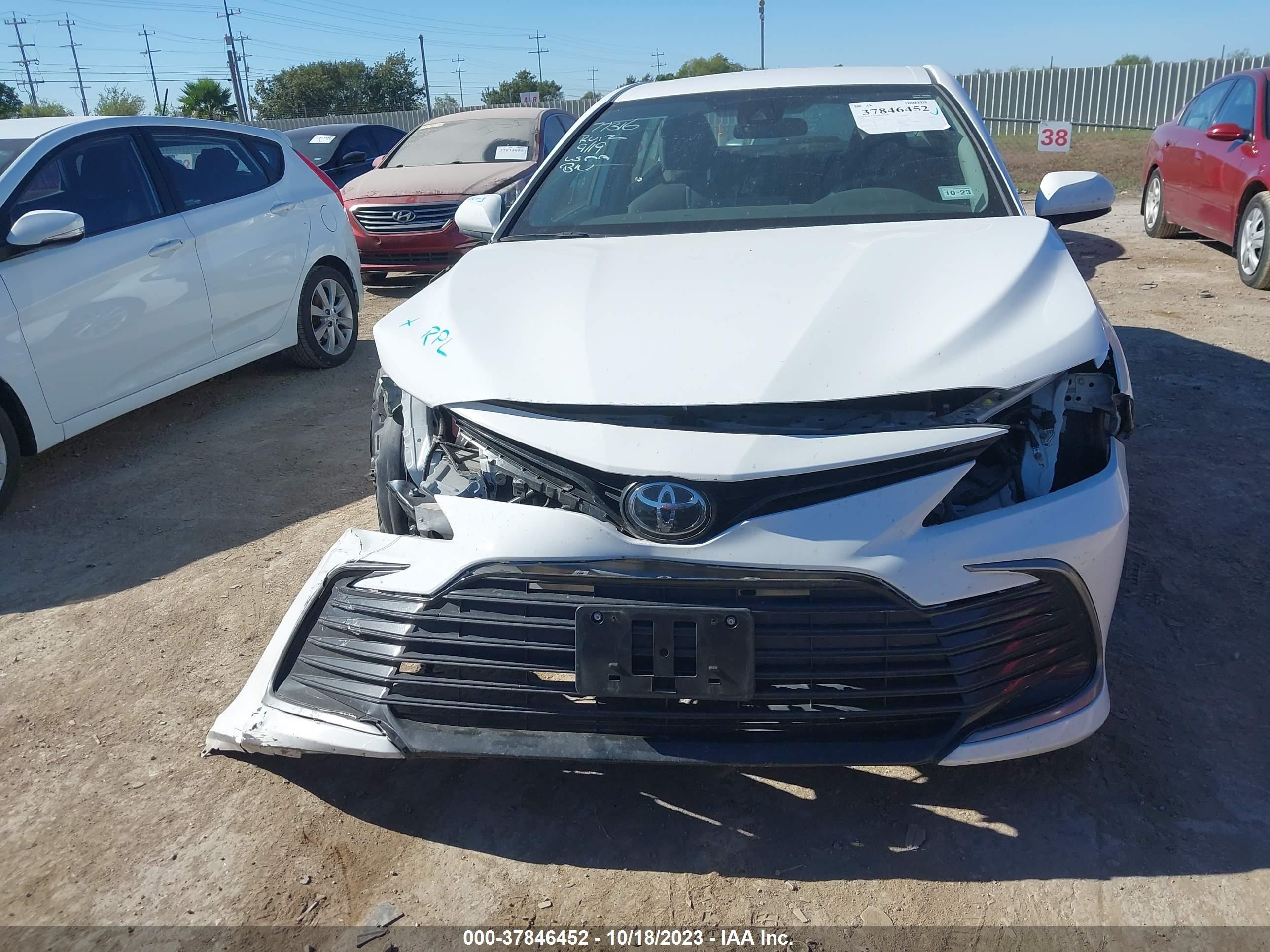 Photo 12 VIN: 4T1C11AK4NU640739 - TOYOTA CAMRY 