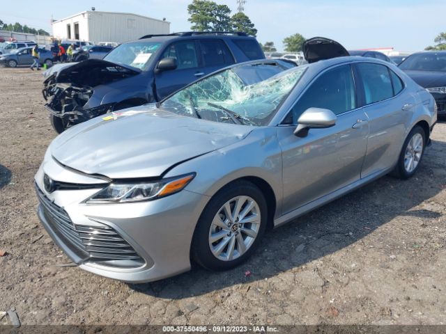 Photo 1 VIN: 4T1C11AK4NU643768 - TOYOTA CAMRY 