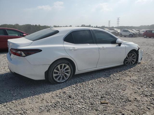 Photo 2 VIN: 4T1C11AK4NU651904 - TOYOTA CAMRY LE 