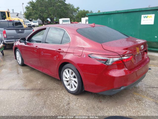 Photo 2 VIN: 4T1C11AK4NU662708 - TOYOTA CAMRY 