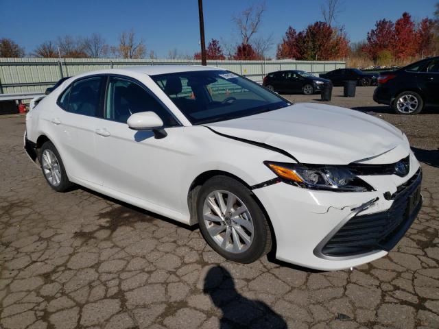 Photo 3 VIN: 4T1C11AK4NU667231 - TOYOTA CAMRY LE 