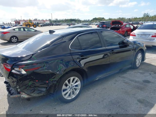 Photo 3 VIN: 4T1C11AK4PU827286 - TOYOTA CAMRY 