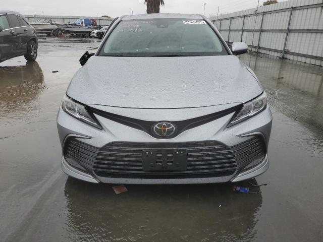 Photo 4 VIN: 4T1C11AK4RU840607 - TOYOTA CAMRY 