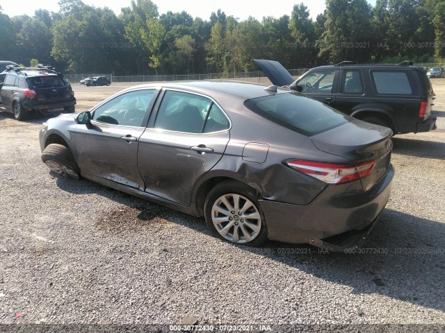 Photo 2 VIN: 4T1C11AK5LU383572 - TOYOTA CAMRY 