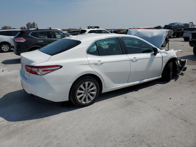 Photo 2 VIN: 4T1C11AK5LU388948 - TOYOTA CAMRY LE 