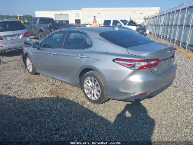 Photo 2 VIN: 4T1C11AK5LU935894 - TOYOTA CAMRY 