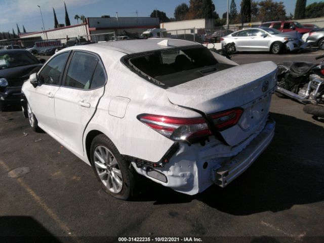 Photo 2 VIN: 4T1C11AK5LU986974 - TOYOTA CAMRY 