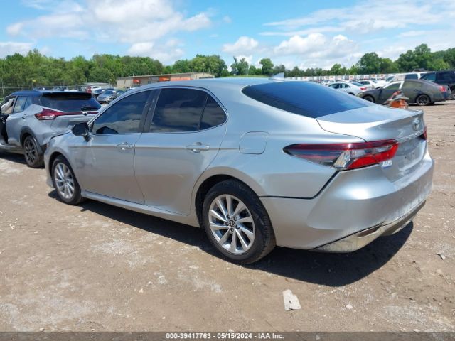 Photo 2 VIN: 4T1C11AK5MU528031 - TOYOTA CAMRY 