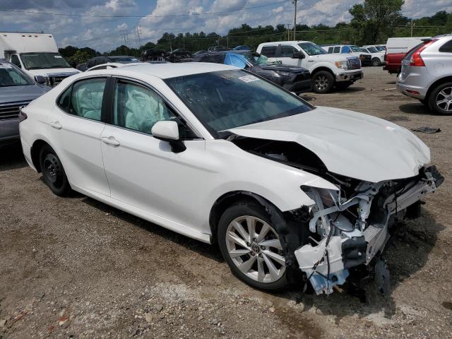 Photo 3 VIN: 4T1C11AK5MU573762 - TOYOTA CAMRY LE 