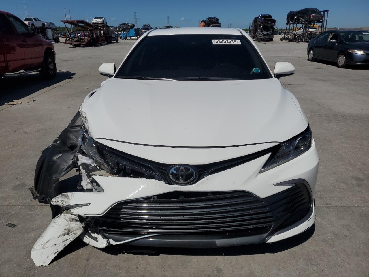 Photo 4 VIN: 4T1C11AK5NU639342 - TOYOTA CAMRY 