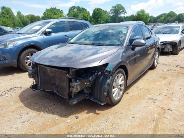 Photo 1 VIN: 4T1C11AK5NU653855 - TOYOTA CAMRY 