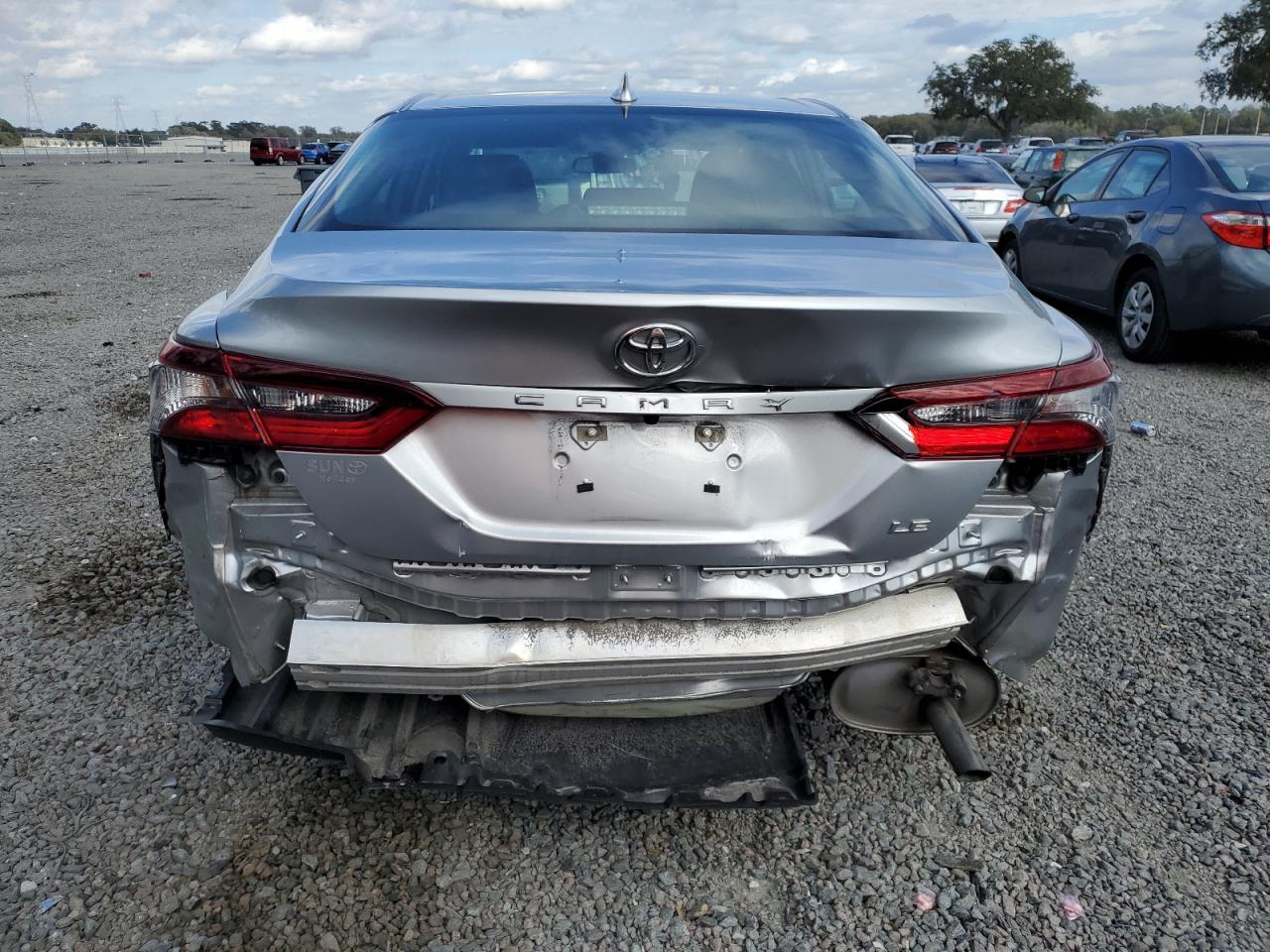 Photo 5 VIN: 4T1C11AK5NU656061 - TOYOTA CAMRY 