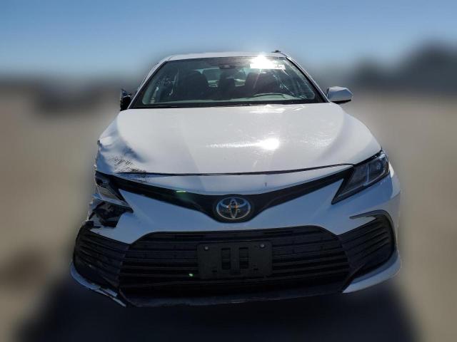 Photo 4 VIN: 4T1C11AK5NU674074 - TOYOTA CAMRY 