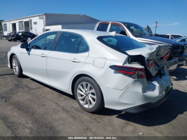 Photo 2 VIN: 4T1C11AK5PU079731 - TOYOTA CAMRY 