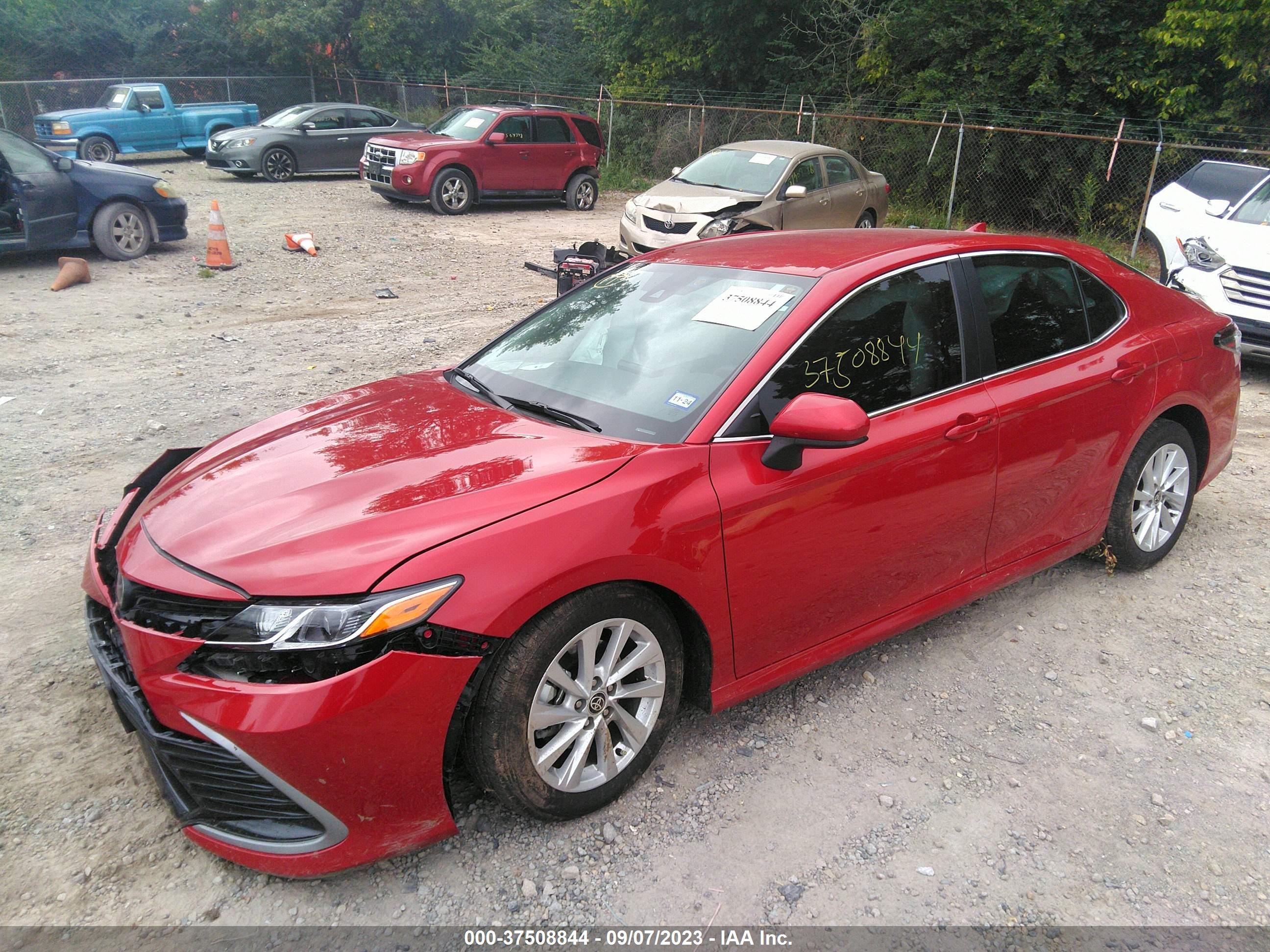 Photo 1 VIN: 4T1C11AK5PU113134 - TOYOTA CAMRY 