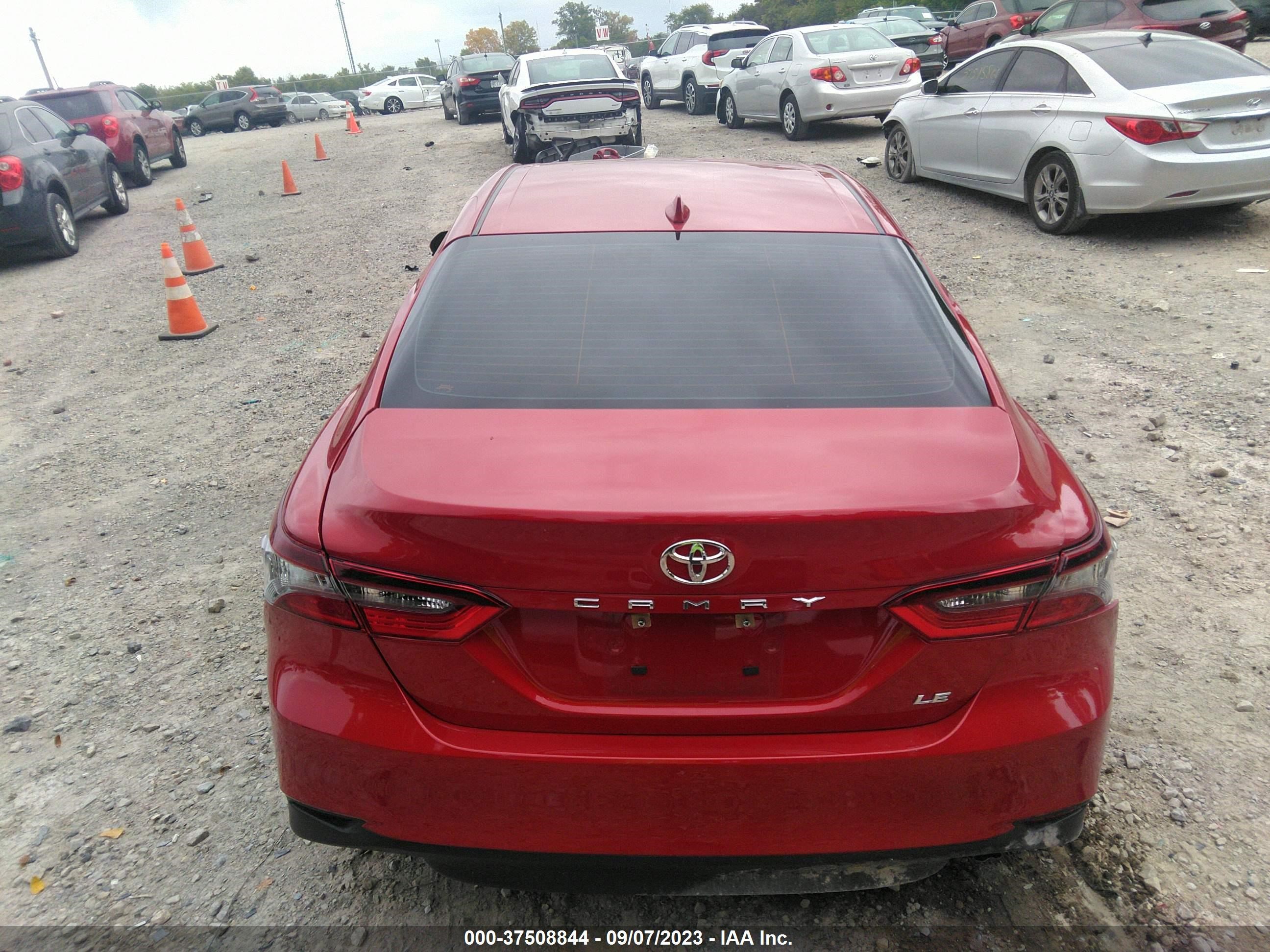 Photo 16 VIN: 4T1C11AK5PU113134 - TOYOTA CAMRY 