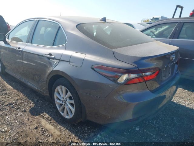 Photo 2 VIN: 4T1C11AK5PU121380 - TOYOTA CAMRY 