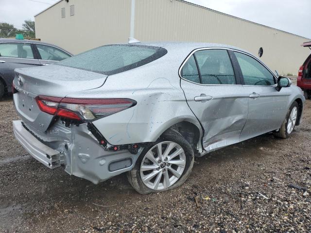 Photo 2 VIN: 4T1C11AK5RU252280 - TOYOTA CAMRY LE 