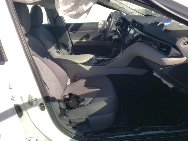 Photo 4 VIN: 4T1C11AK6LU355053 - TOYOTA CAMRY LE 