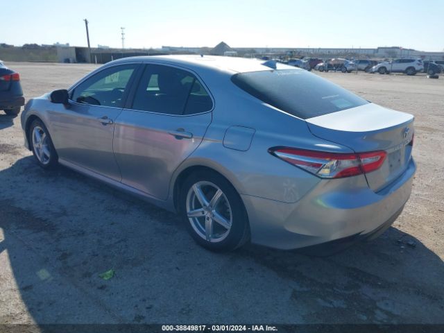 Photo 2 VIN: 4T1C11AK6LU889993 - TOYOTA CAMRY 