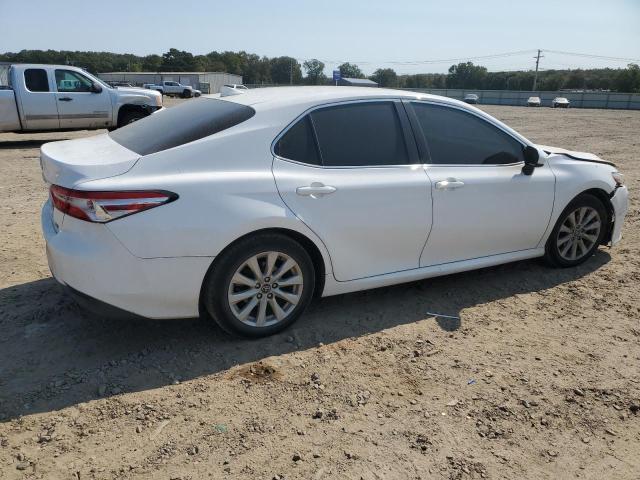 Photo 2 VIN: 4T1C11AK6LU905531 - TOYOTA CAMRY LE 