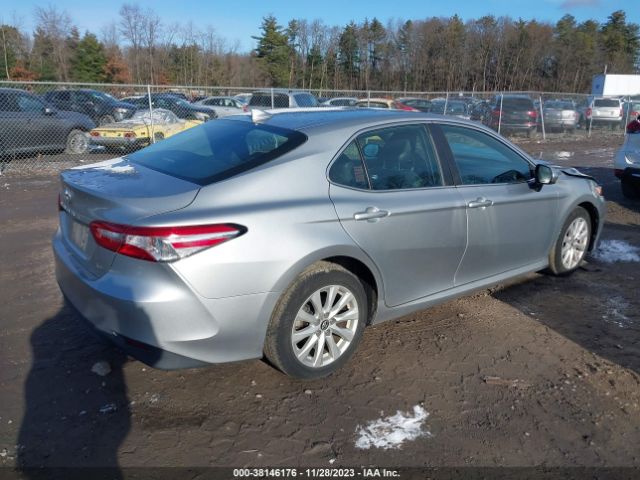 Photo 3 VIN: 4T1C11AK6LU909711 - TOYOTA CAMRY 