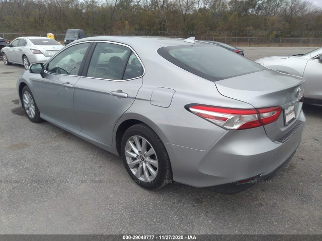 Photo 2 VIN: 4T1C11AK6LU988359 - TOYOTA CAMRY 