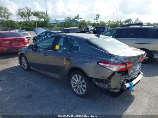 Photo 2 VIN: 4T1C11AK6LU996378 - TOYOTA CAMRY 