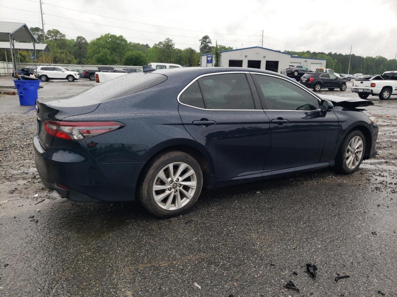 Photo 2 VIN: 4T1C11AK6MU466185 - TOYOTA CAMRY 