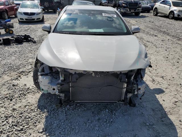 Photo 4 VIN: 4T1C11AK6NU060943 - TOYOTA CAMRY LE 