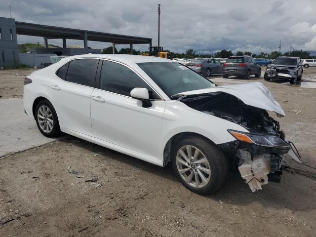 Photo 3 VIN: 4T1C11AK6NU644615 - TOYOTA CAMRY LE 