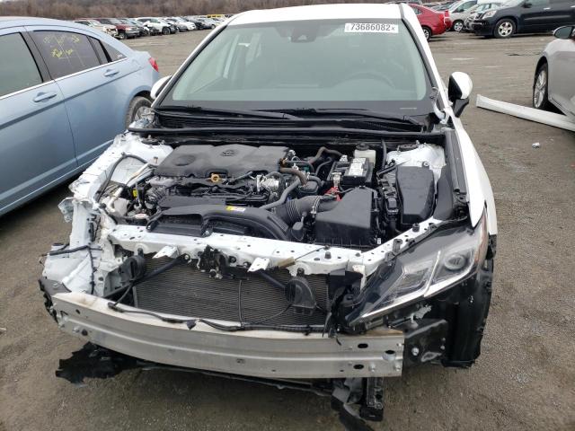 Photo 4 VIN: 4T1C11AK6NU654285 - TOYOTA CAMRY LE 