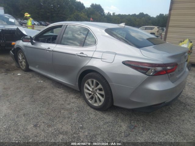 Photo 2 VIN: 4T1C11AK6PU729344 - TOYOTA CAMRY 