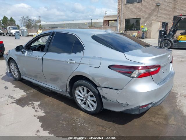 Photo 2 VIN: 4T1C11AK6PU735869 - TOYOTA CAMRY 