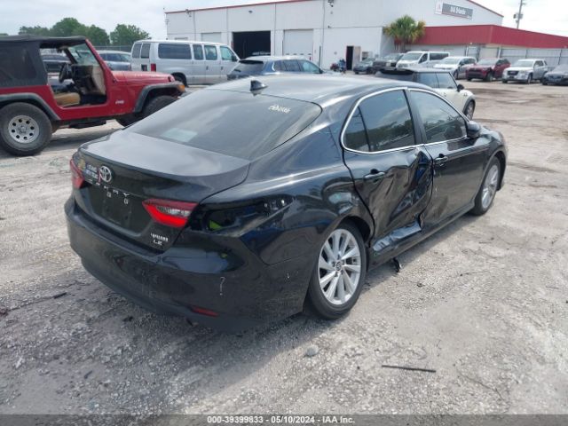 Photo 3 VIN: 4T1C11AK6PU798597 - TOYOTA CAMRY 