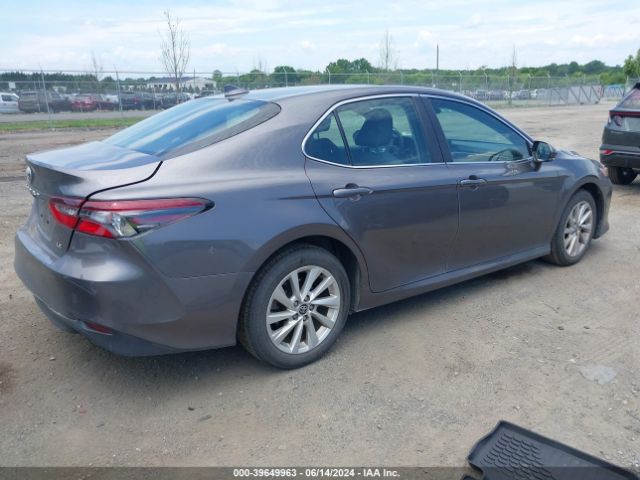 Photo 3 VIN: 4T1C11AK6PU818878 - TOYOTA CAMRY 