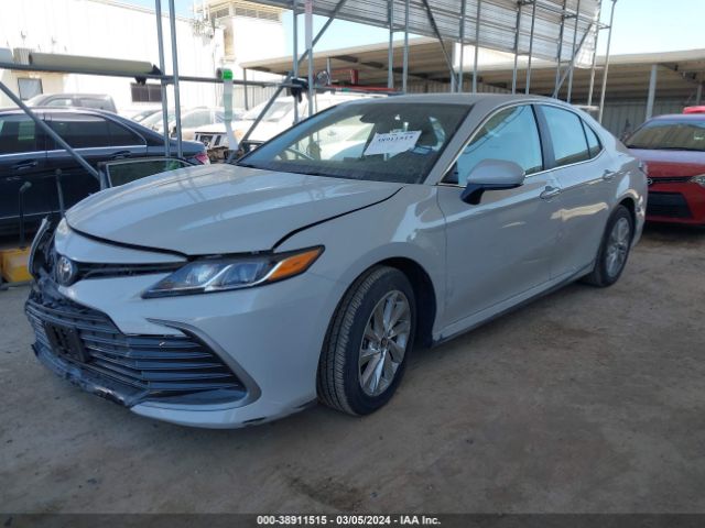 Photo 1 VIN: 4T1C11AK6RU213813 - TOYOTA CAMRY 