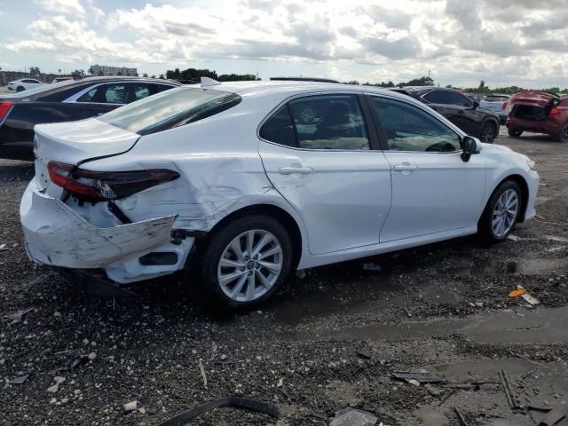 Photo 2 VIN: 4T1C11AK6RU233172 - TOYOTA CAMRY LE 