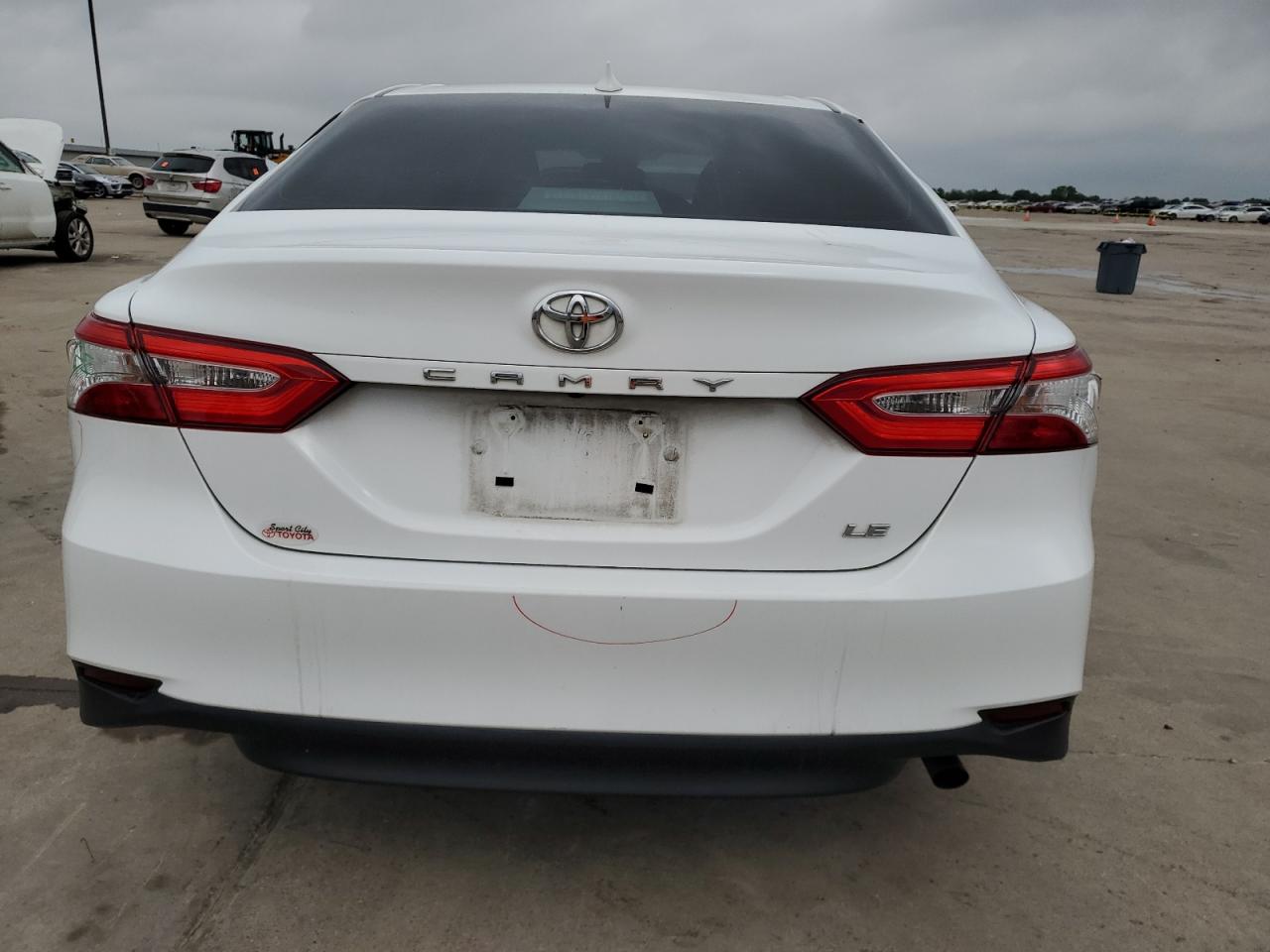 Photo 5 VIN: 4T1C11AK7LU359323 - TOYOTA CAMRY 