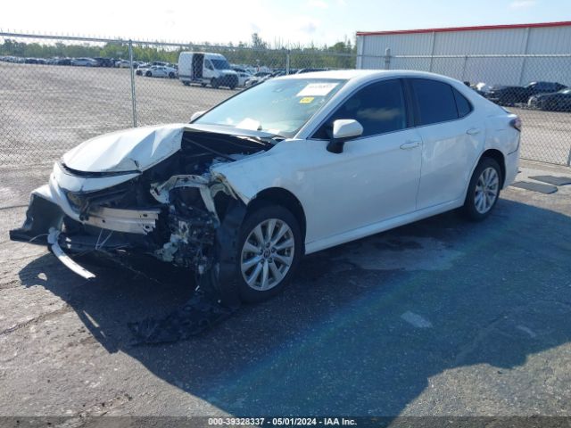 Photo 1 VIN: 4T1C11AK7LU377515 - TOYOTA CAMRY 