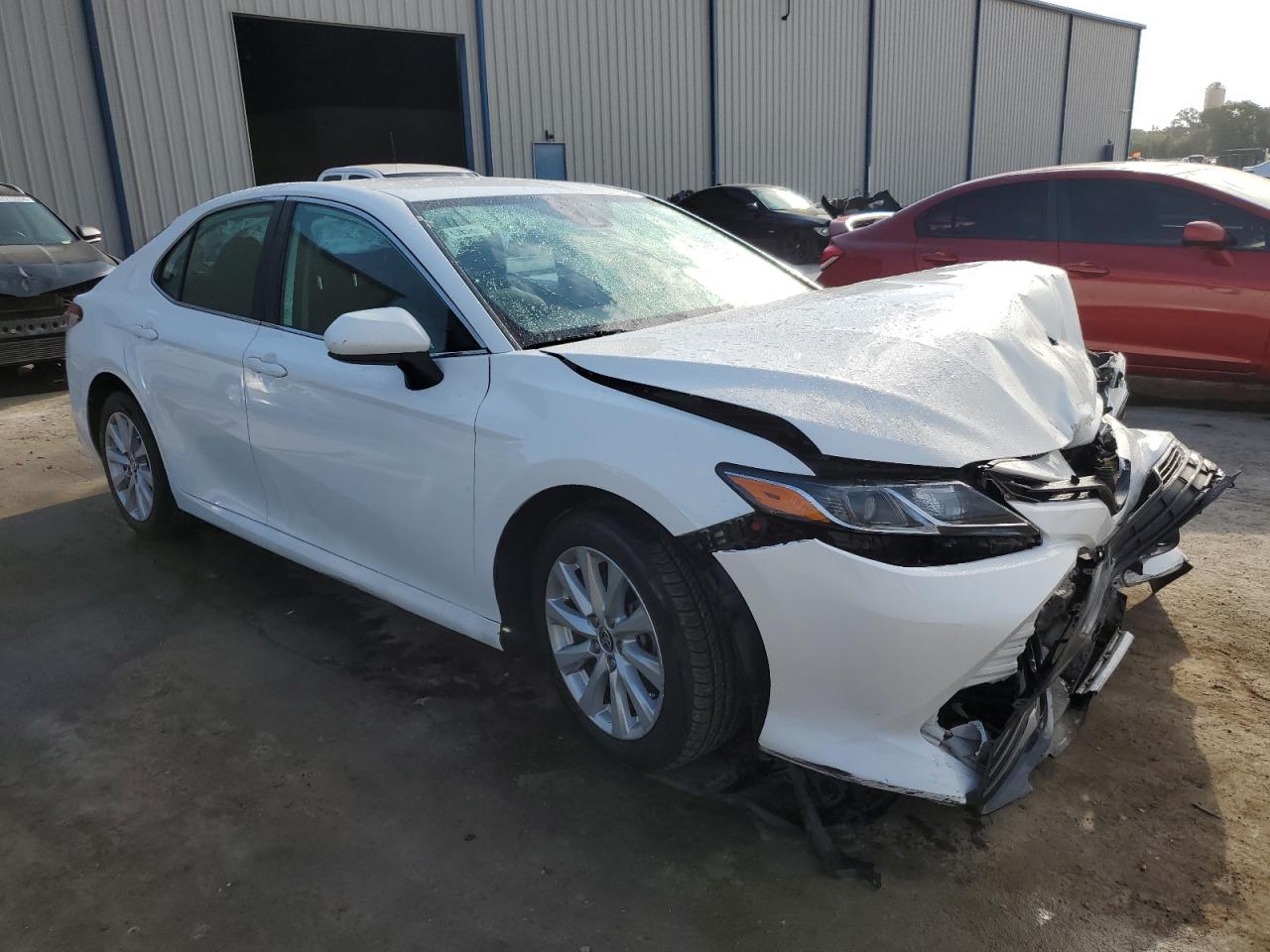 Photo 3 VIN: 4T1C11AK7LU378020 - TOYOTA CAMRY 