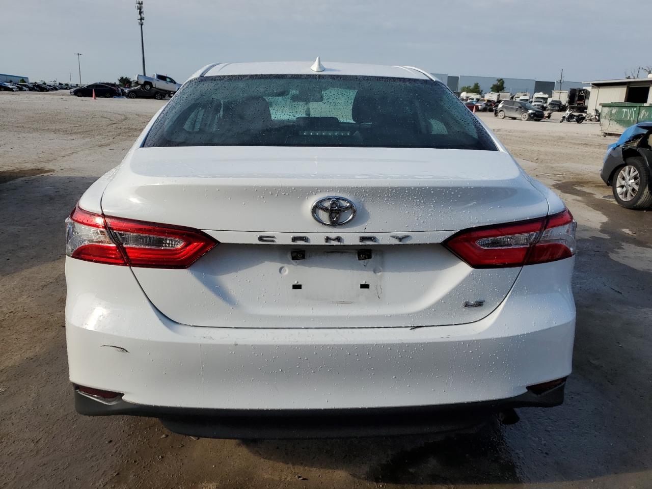 Photo 5 VIN: 4T1C11AK7LU378020 - TOYOTA CAMRY 