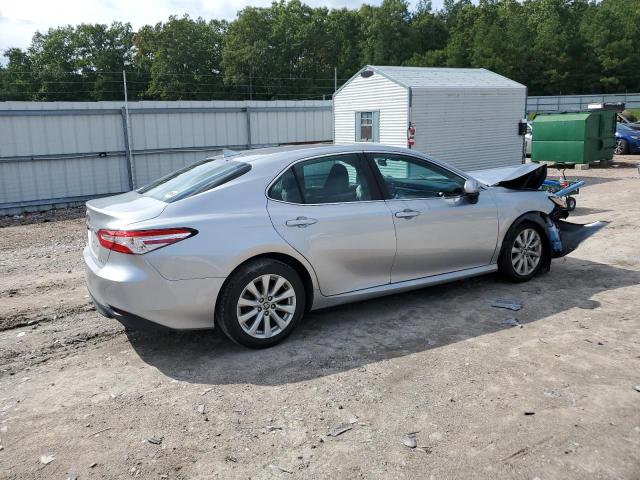 Photo 2 VIN: 4T1C11AK7LU501329 - TOYOTA CAMRY LE 