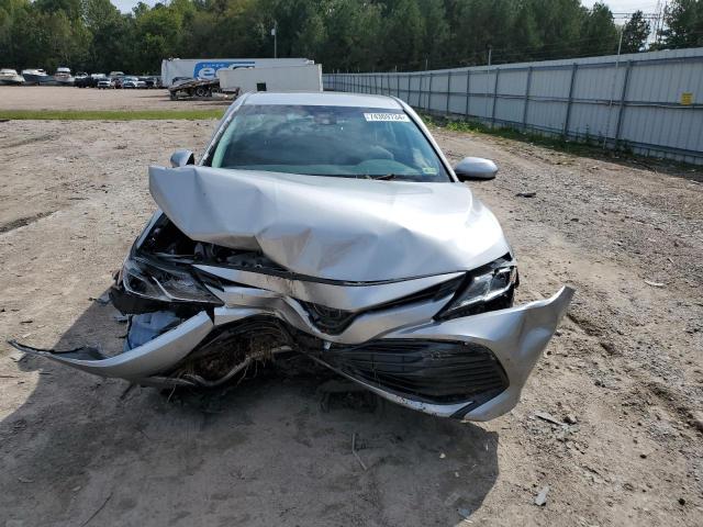 Photo 4 VIN: 4T1C11AK7LU501329 - TOYOTA CAMRY LE 