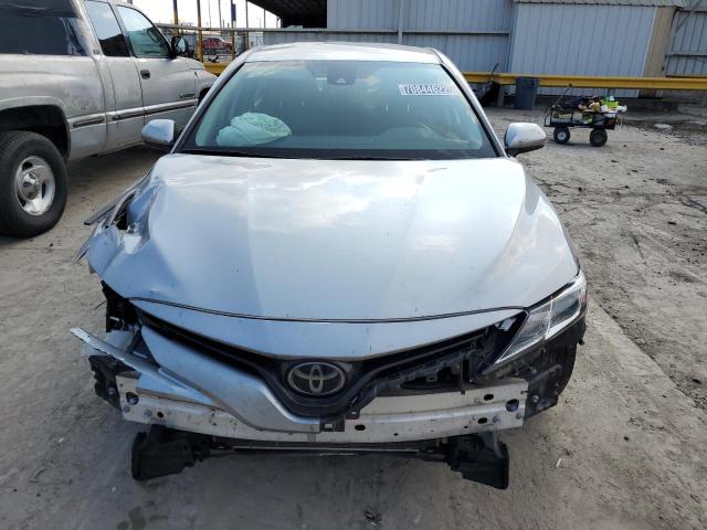 Photo 4 VIN: 4T1C11AK7LU510211 - TOYOTA CAMRY LE 