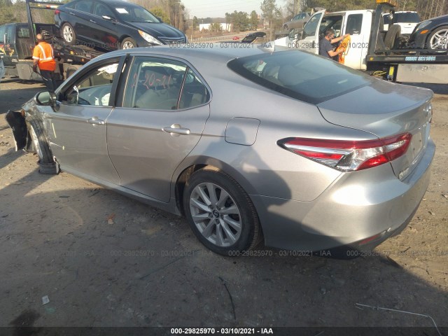 Photo 2 VIN: 4T1C11AK7LU864052 - TOYOTA CAMRY 