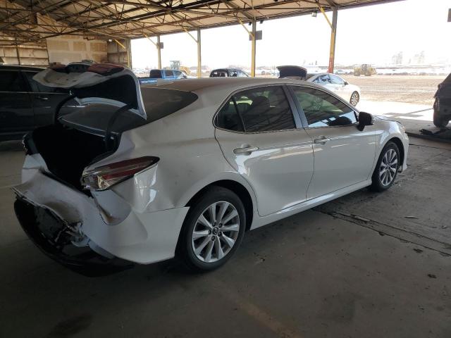 Photo 2 VIN: 4T1C11AK7LU888612 - TOYOTA CAMRY 