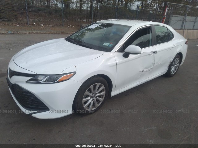 Photo 1 VIN: 4T1C11AK7LU904324 - TOYOTA CAMRY 