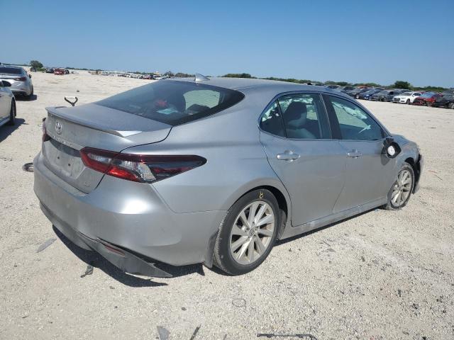 Photo 2 VIN: 4T1C11AK7MU587565 - TOYOTA CAMRY LE 