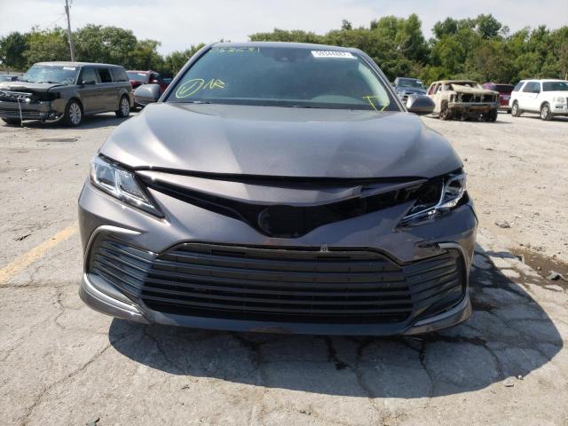 Photo 8 VIN: 4T1C11AK7NU053631 - TOYOTA CAMRY LE 